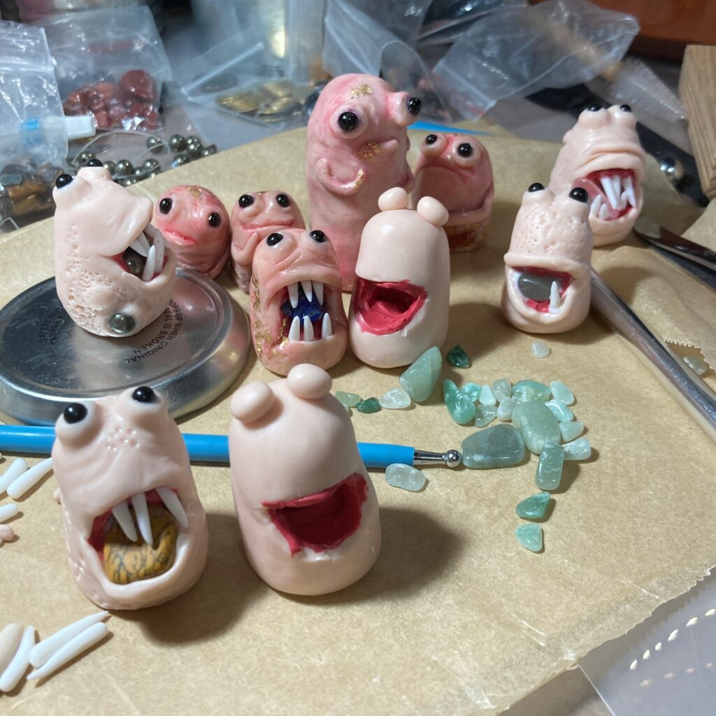 Miniac Gang Behind The Scene Sculpting Hugahag